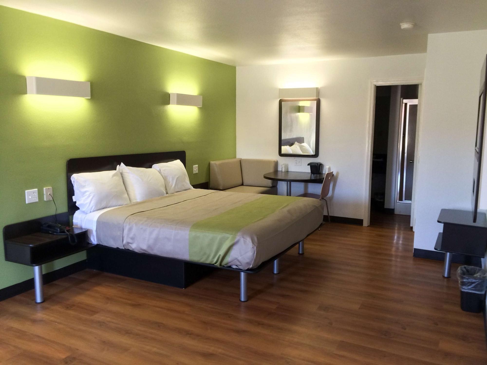 Motel 6-Longview, Tx - North Екстериор снимка