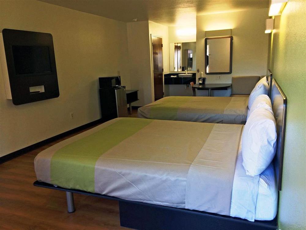 Motel 6-Longview, Tx - North Стая снимка